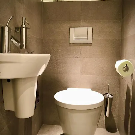 Sunny Deluxe * 克诺克－海斯特